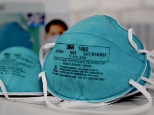 3M™ Respirators and Surgical Mask 8210 N95